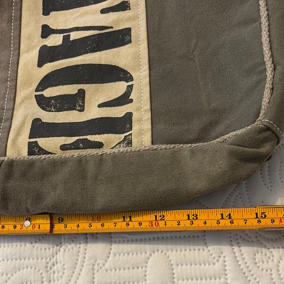 Unisex Vintage Canvas Tote Bag - Army Green and Tan - Picture 3 of 8